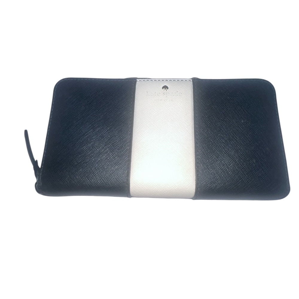 Kate Spade Cream and Black Strip Zip Wallet